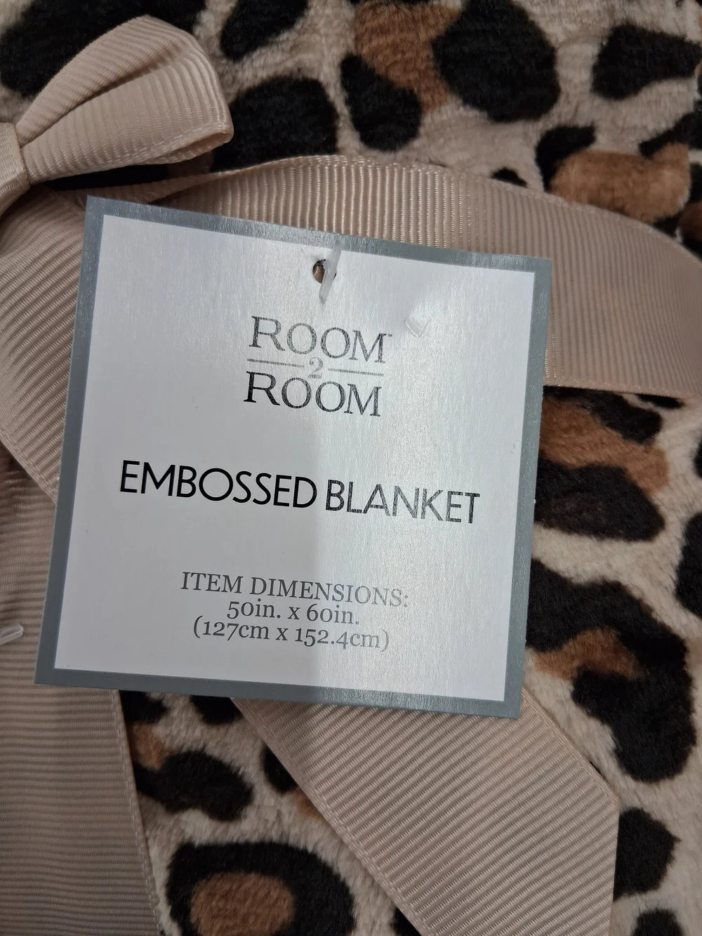 New Embossed Leopard Print Plush Blanket